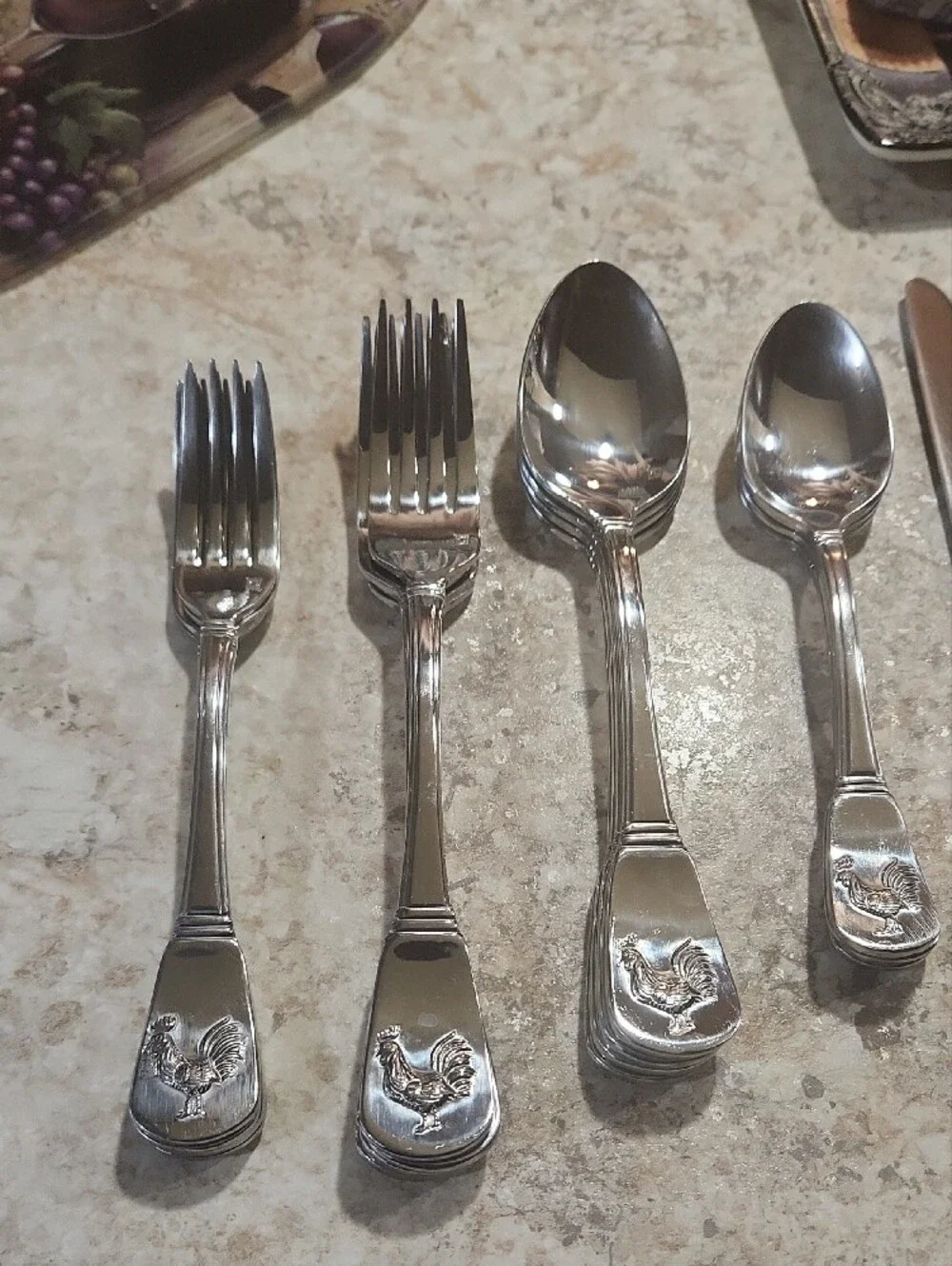 Cuisinart Elite Silver Rooster Emblem Stainless Flatware. 20 Piece Set